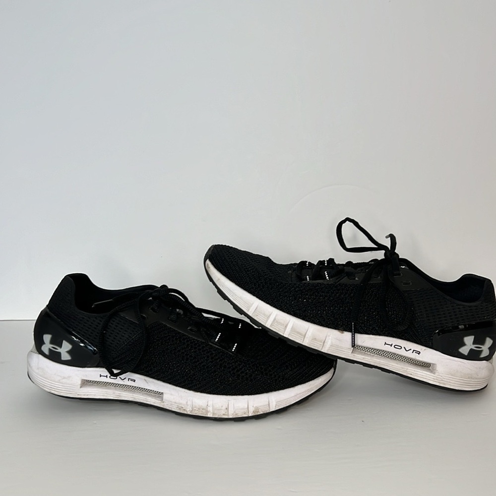 Under Armour Women's HOVR Sonic Running Shoe Bluetooth Sz 9